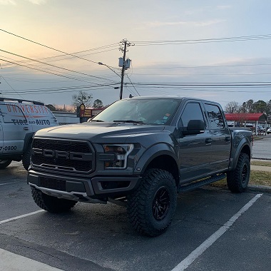 2.5 inch ReadyLIFT kit on Ford